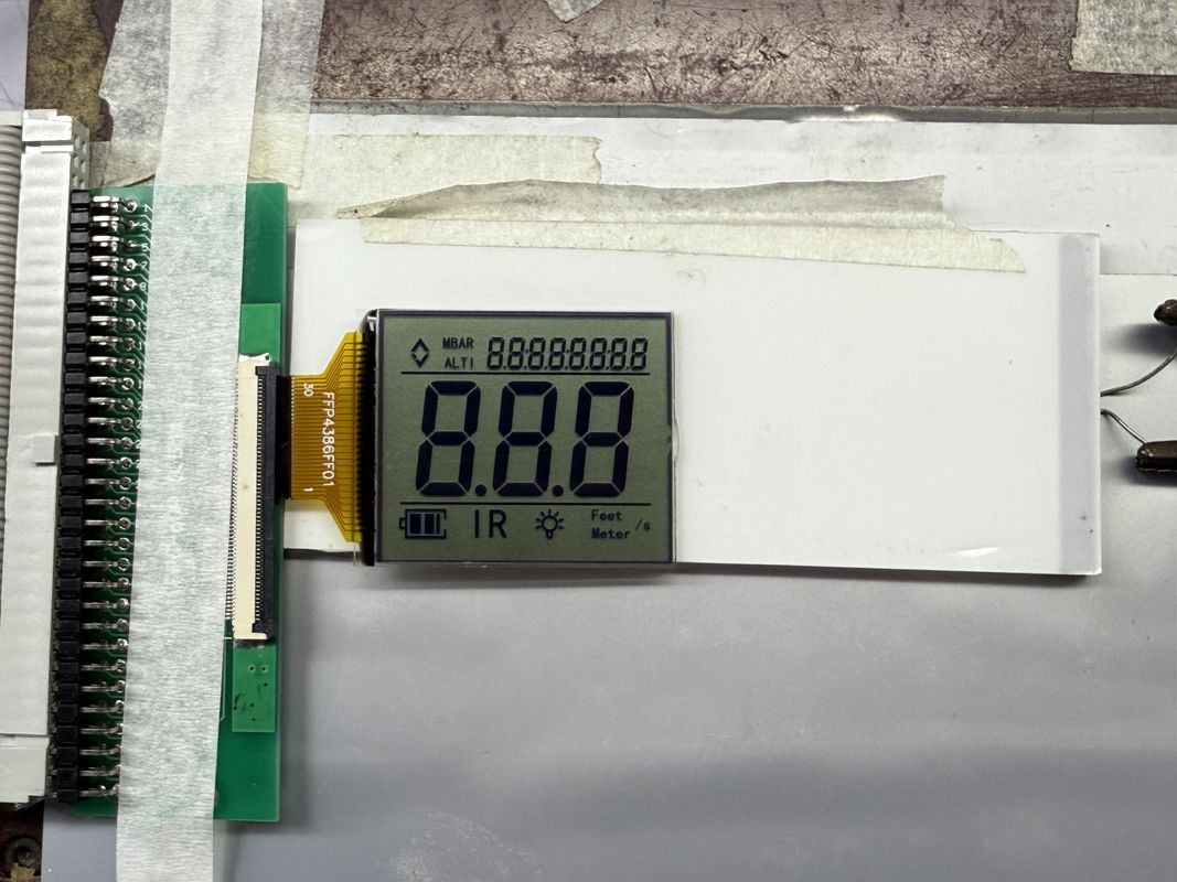 จอแสดงผล LCD สีดำและสีขาวที่กำหนดเอง LCD ส่วนขาวดำสำหรับการใช้งานอุตสาหกรรมและอิเล็กทรอนิกส์